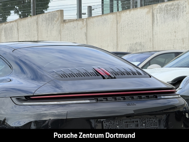 Porsche  992 -2 (911) Carrera