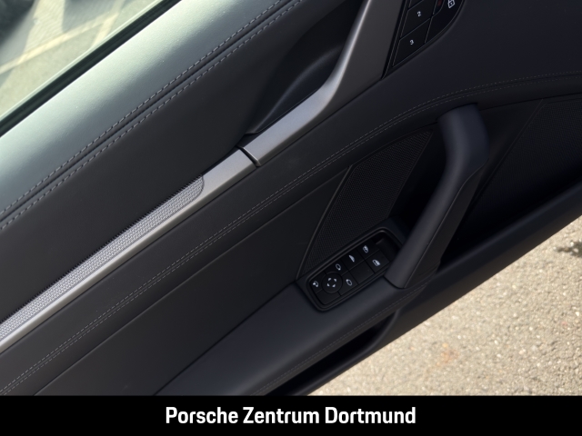 Porsche 992 -2 (911) Carrera 4S Cabriolet