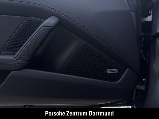 Porsche 992 -2 (911) Carrera 4S Cabriolet