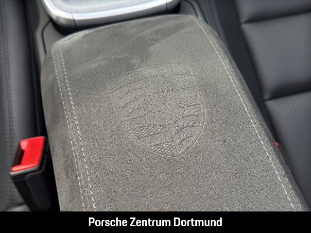 Porsche 992 -2 (911) Carrera Cabriolet