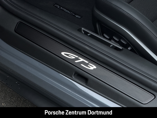 Porsche 992 -2 (911) GT3 mit Touring-Paket