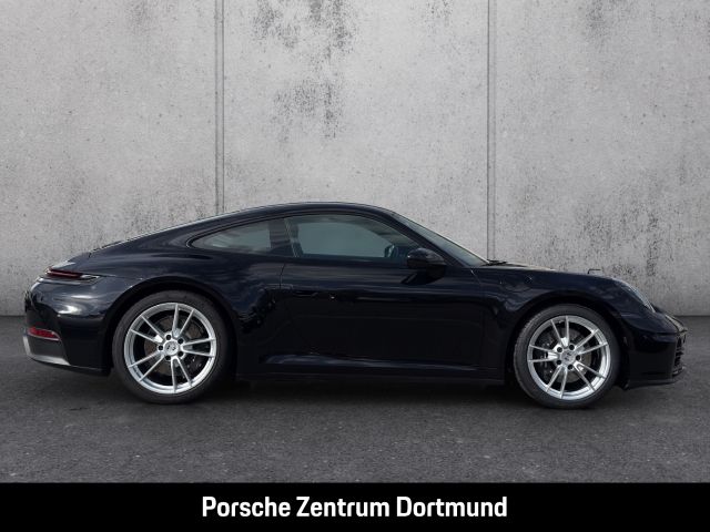Porsche  992 -2 (911) Carrera