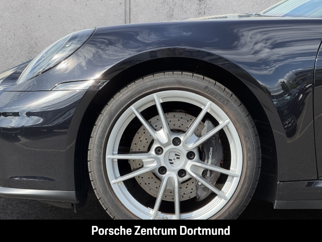 Porsche  992 -2 (911) Carrera