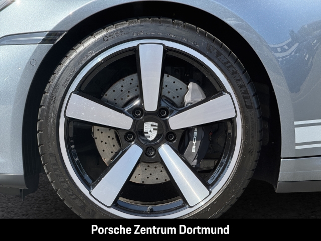 Porsche 992 -2 (911) Carrera Cabriolet