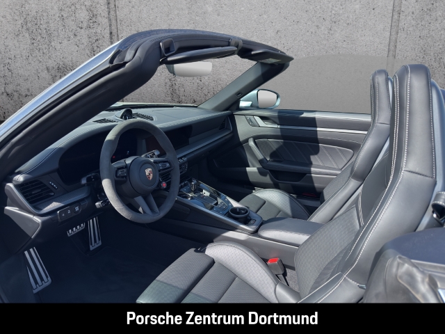 Porsche 992 -2 (911) Carrera Cabriolet