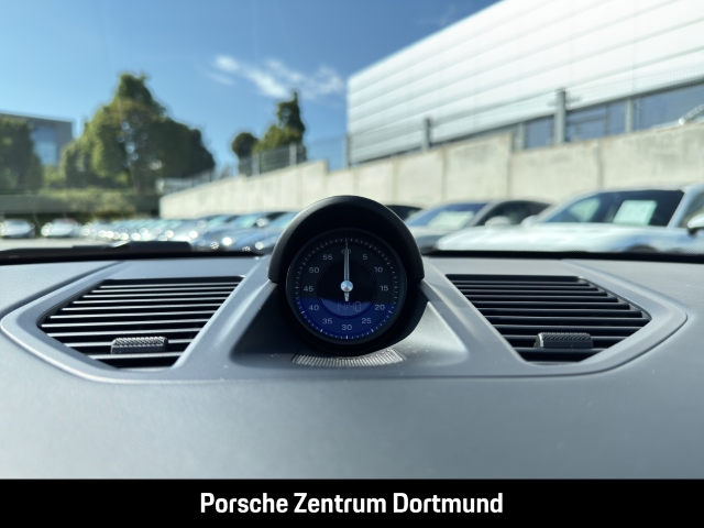 Porsche 992 -2 (911) Carrera Cabriolet