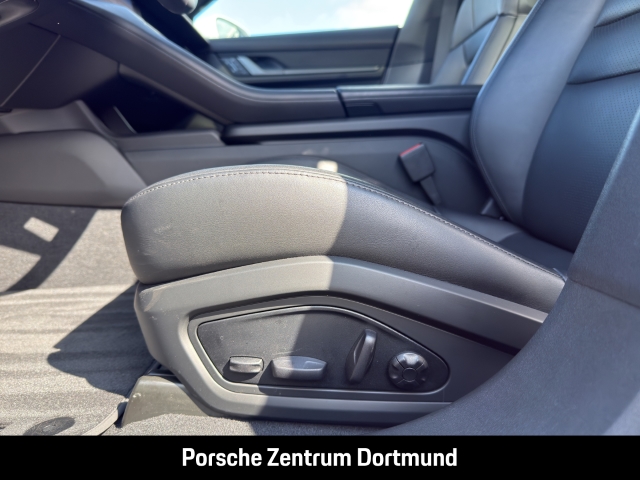 Porsche Taycan 4 Cross Turismo