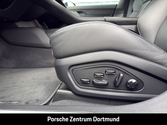 Porsche Taycan 4S