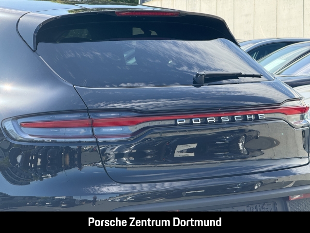 Porsche  Macan S