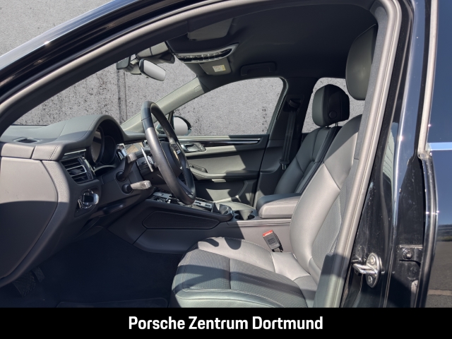 Porsche  Macan S