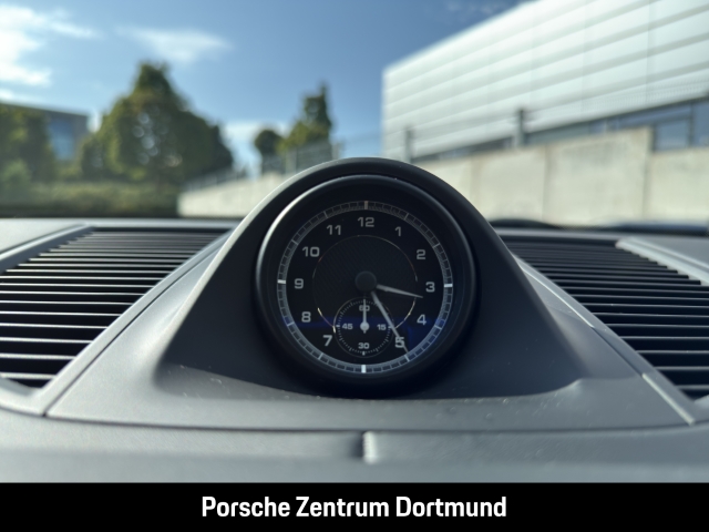 Porsche  Macan S