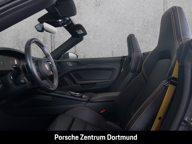 Porsche 992 -2 (911) Carrera Cabriolet