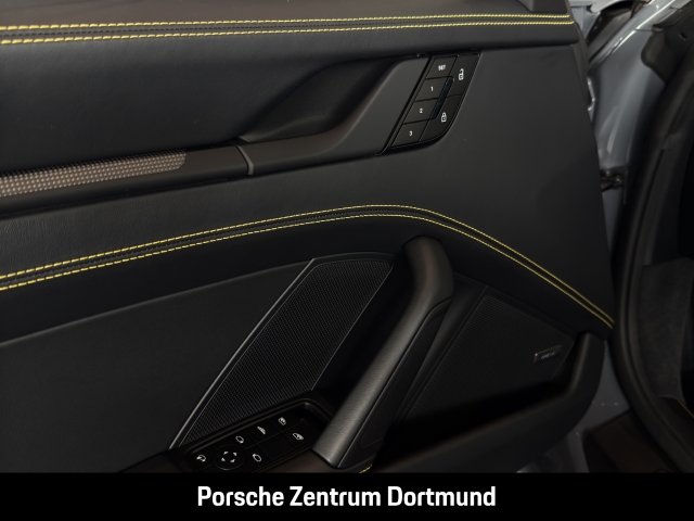 Porsche 992 -2 (911) Carrera Cabriolet