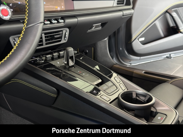 Porsche 992 -2 (911) Carrera Cabriolet