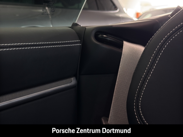 Porsche 992 -2 (911) Carrera S Cabriolet