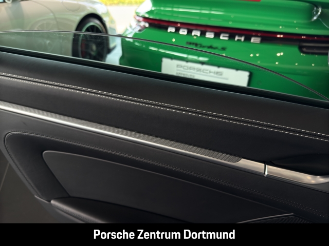 Porsche 992 -2 (911) Carrera S Cabriolet