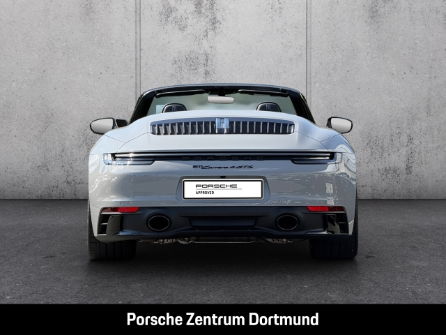 Porsche 992 (911) Carrera 4 GTS Cabriolet