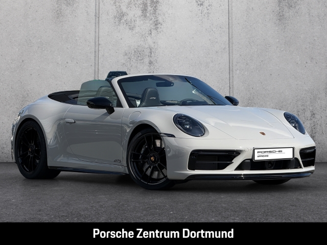 Porsche 992 (911) Carrera 4 GTS Cabriolet