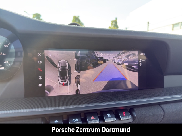 Porsche 992 (911) Carrera 4 GTS Cabriolet
