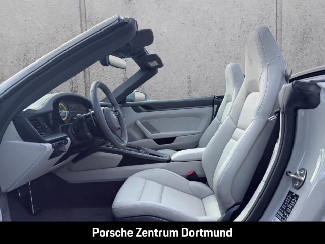 Porsche  992 (911) Carrera Cabriolet