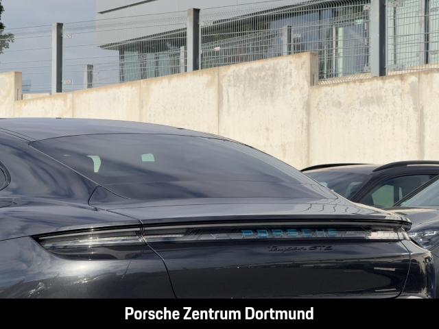 Porsche Taycan GTS