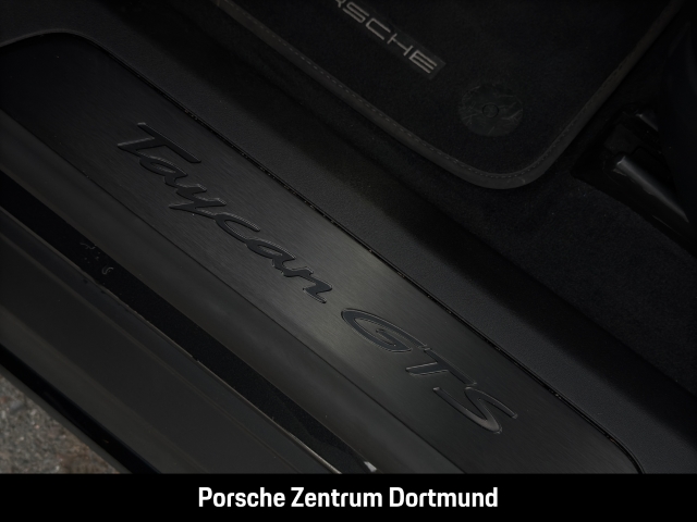 Porsche Taycan GTS