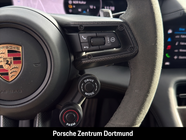 Porsche Taycan GTS