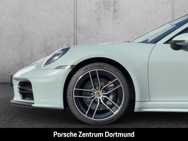 Porsche 992 -2 (911) Carrera T
