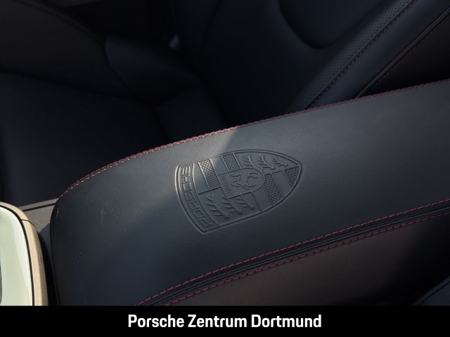 Porsche 992 -2 (911) Carrera T