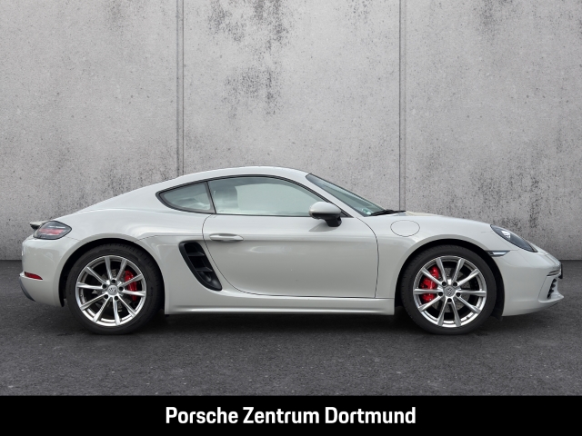 Porsche Cayman 718 S