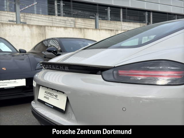 Porsche Cayman 718 S