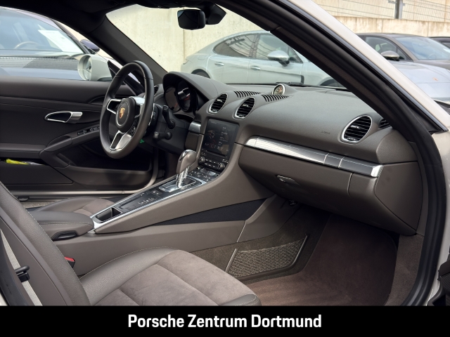 Porsche Cayman 718 S