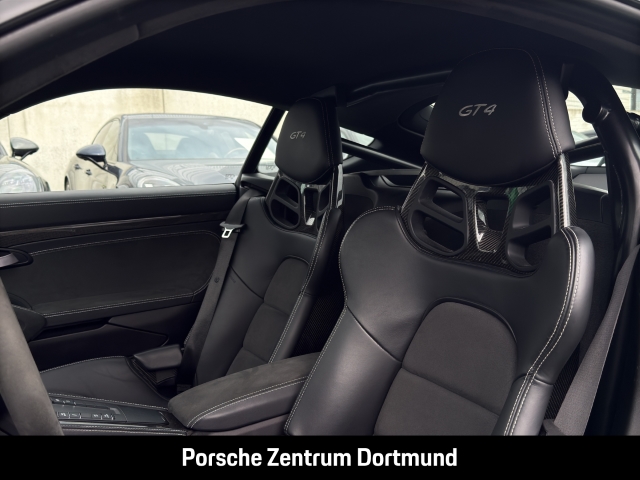Porsche Cayman 718 GT4