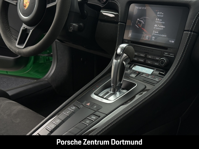 Porsche Cayman 718 GT4