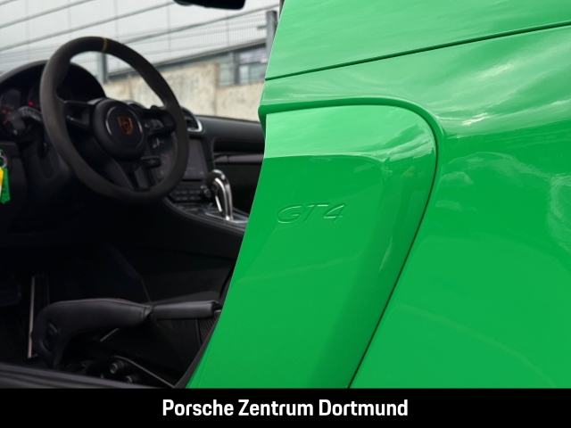 Porsche Cayman 718 GT4