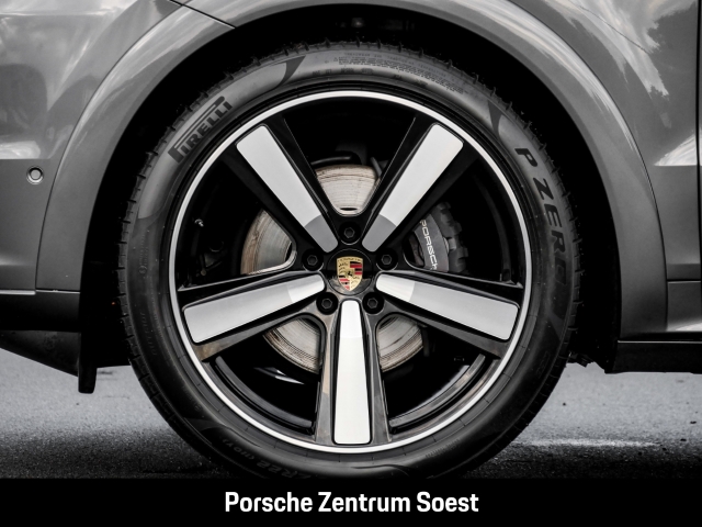 Porsche Cayenne Coupe Basis/22-Zoll/Panorama/PASM/BOSE