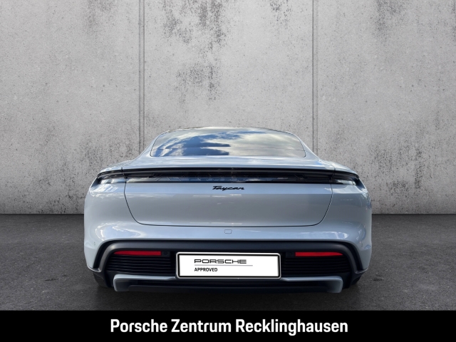Porsche Taycan Black Edition InnoDrive Sportabgas HUD