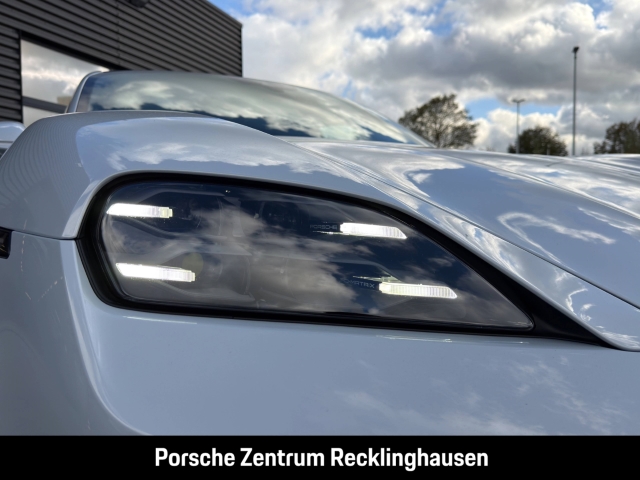 Porsche Taycan Black Edition InnoDrive Sportabgas HUD