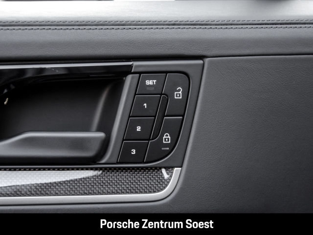 Porsche Cayenne /22-Zoll/PASM/Panorama/Sport-Chrono/BOSE