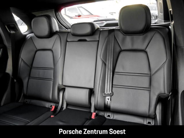 Porsche Cayenne /22-Zoll/PASM/Panorama/Sport-Chrono/BOSE