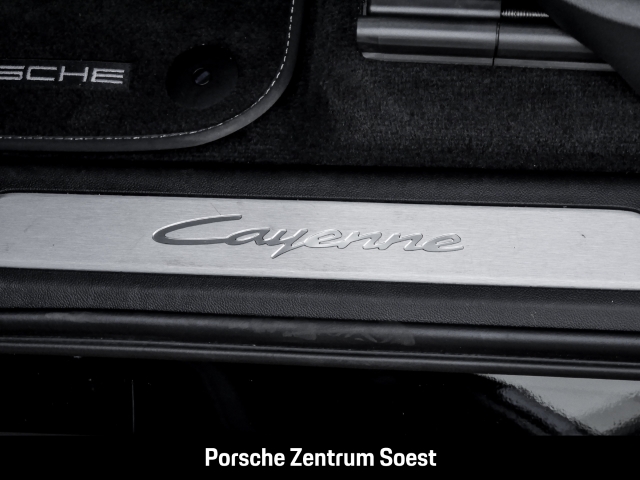 Porsche Cayenne /22-Zoll/PASM/Panorama/Sport-Chrono/BOSE