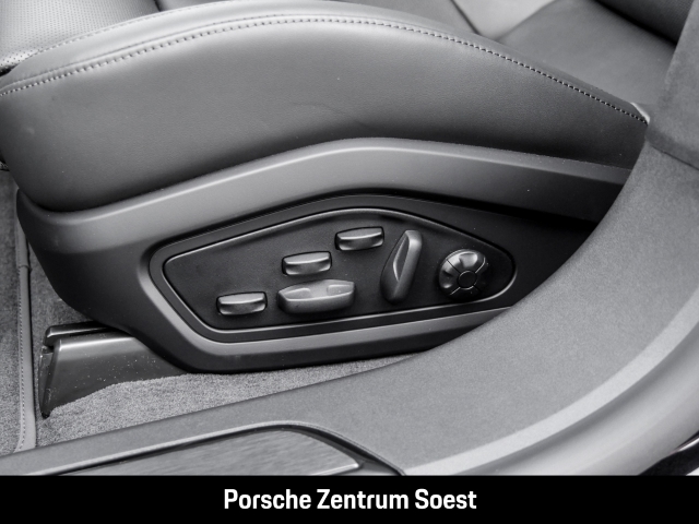 Porsche Taycan Black Edition/Panorama/Sport-Chrono/BOSE