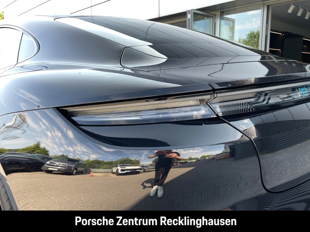 Porsche Taycan Black Edition InnoDrive LED-Matrix HeadUp