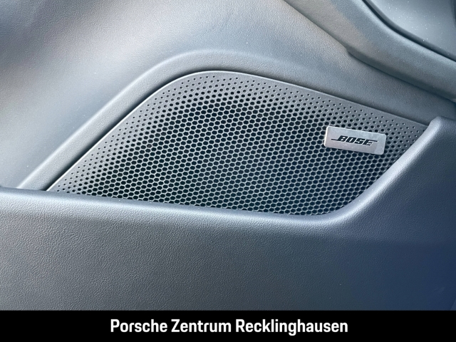 Porsche Taycan Black Edition InnoDrive LED-Matrix HeadUp