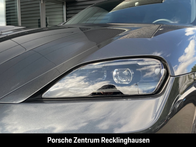 Porsche Taycan Surround View Panoramadach BOSE 20-Zoll