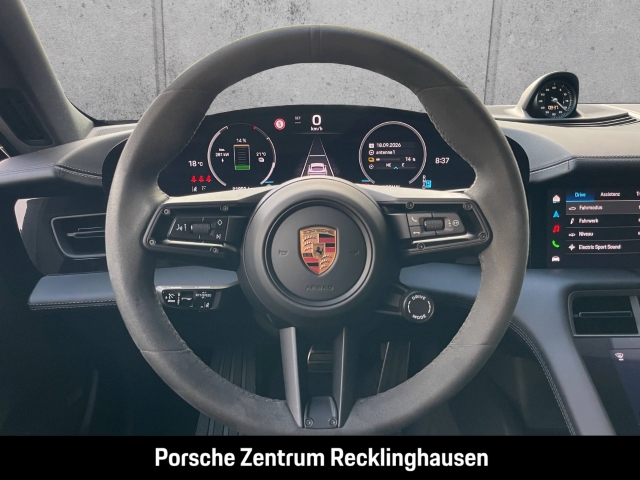 Porsche Taycan HA-Lenkung Surround-View Panoramadach