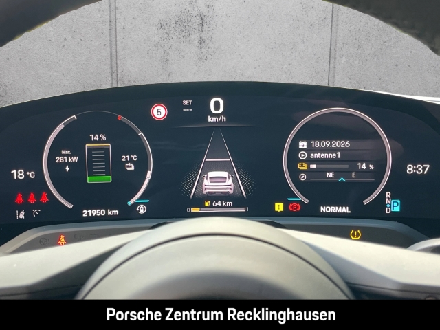 Porsche Taycan HA-Lenkung Surround-View Panoramadach