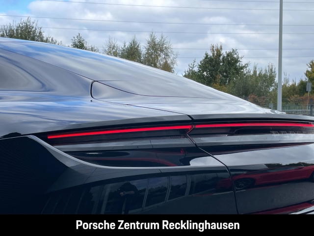 Porsche Taycan 4 BOSE Luftfederung Panorama InnoDrive