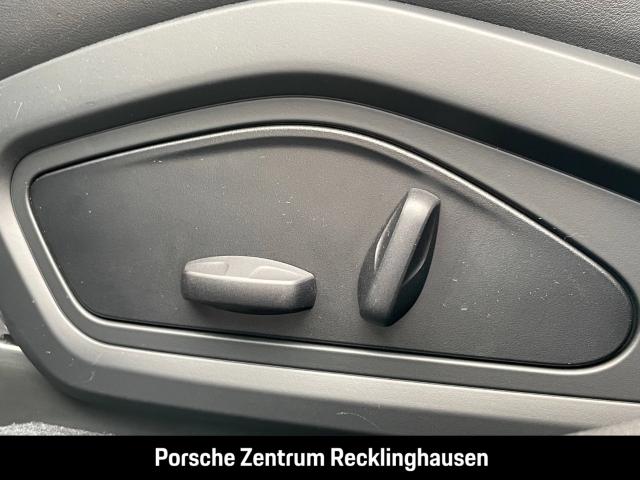 Porsche Taycan 4 Surround-View LED-Matrix Luftfederung