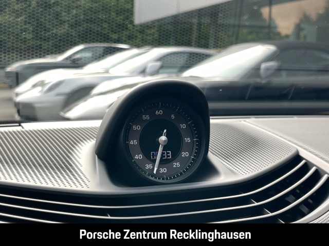 Porsche Taycan 4 Surround-View LED-Matrix Luftfederung